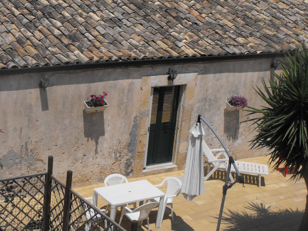 Agriturismoeloropizzuta Lido di Noto Room photo